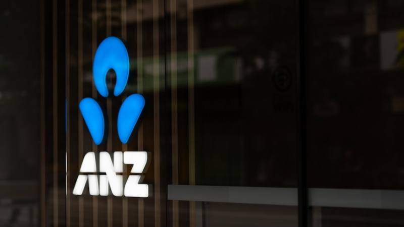 ANZ chief executive Shayne Elliott withdraws vote on $3.2m performance bonus after shareholder disapproval