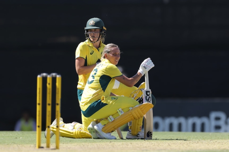 Australia beat India by 83 runs in third ODI at WACA