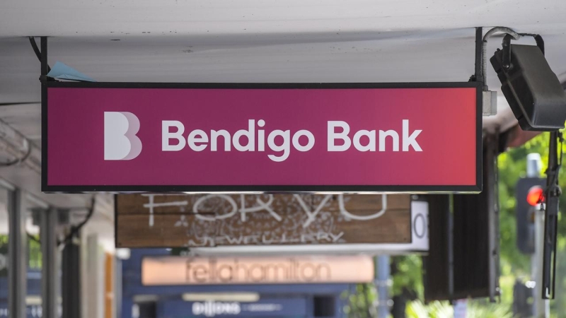 Bendigo Bank and ANZ bank hit by major outages on Christmas Eve