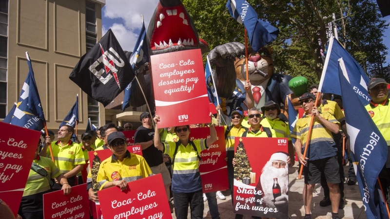 Coca-Cola workers threaten supply chain ahead of festive season