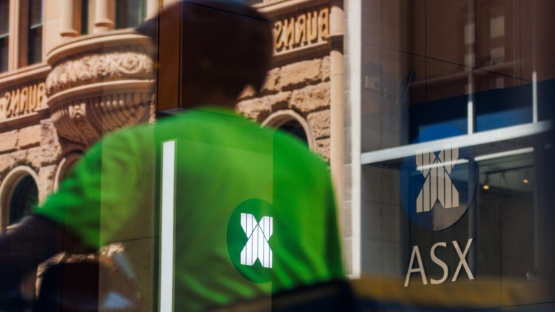 Australian Stock Exchange retreats from record highs on weak economic data