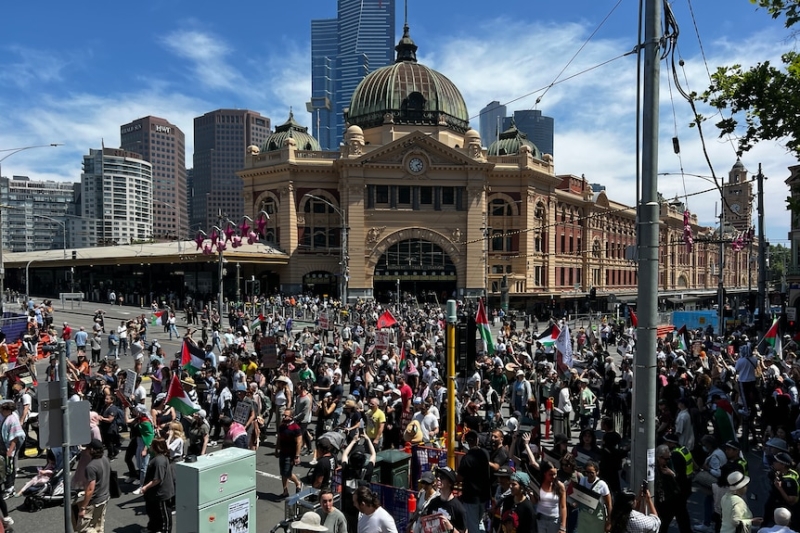 Victorians react to government's proposed crackdown on protesters