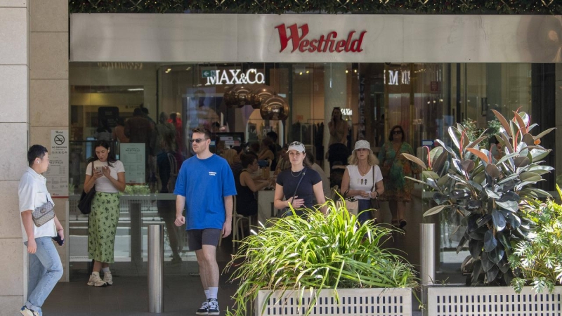 What’s open in Sydney over Christmas and New Year’s? Coles, Woolworths and BWS trading hours