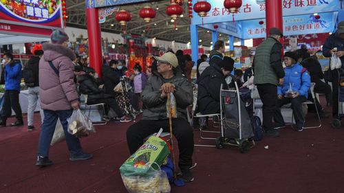 China's population drops for third year in a row