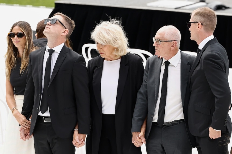 Selwood brothers show courage in the face of tragedy to honour their brother Troy at emotional memorial